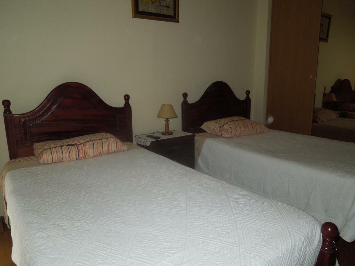 Borges Pimentel Apartment ปอนตาเดลกาดา ภายนอก รูปภาพ